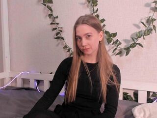 ElzaBlack's Teen live cam shows Profile Image